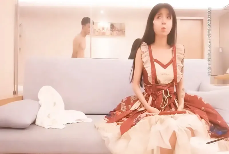 5000元高價19歲極品洛麗塔小LO娘 | 免費高清AV在線看